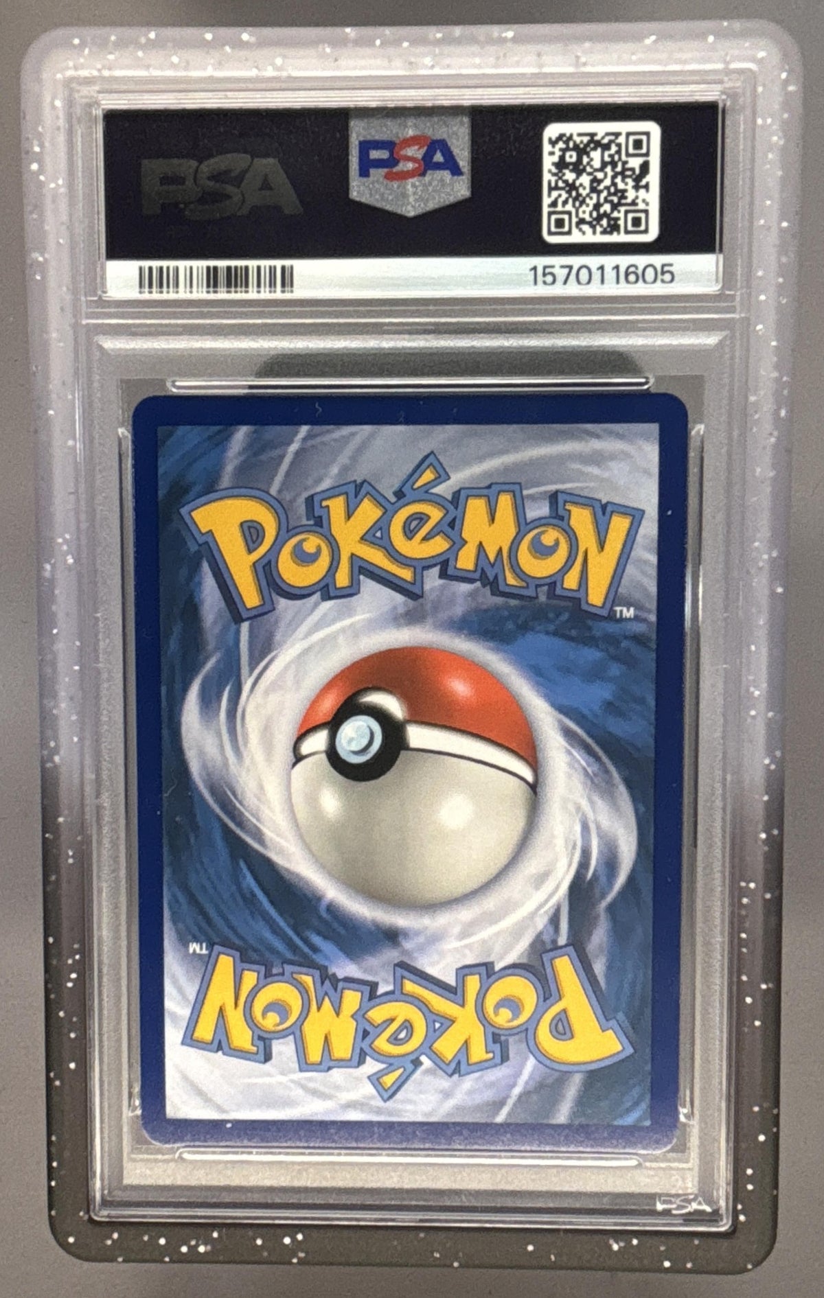 2018 Pokemon Sun & Moon Lost Thunder Lugia #207/214 PSA 9