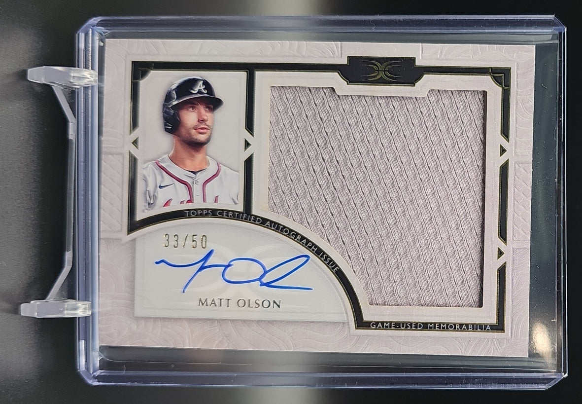 2025 Topps Definitive Collection Matt Olson #ARC-MO Auto Relic 33/50 MEM Braves nan nan image 0