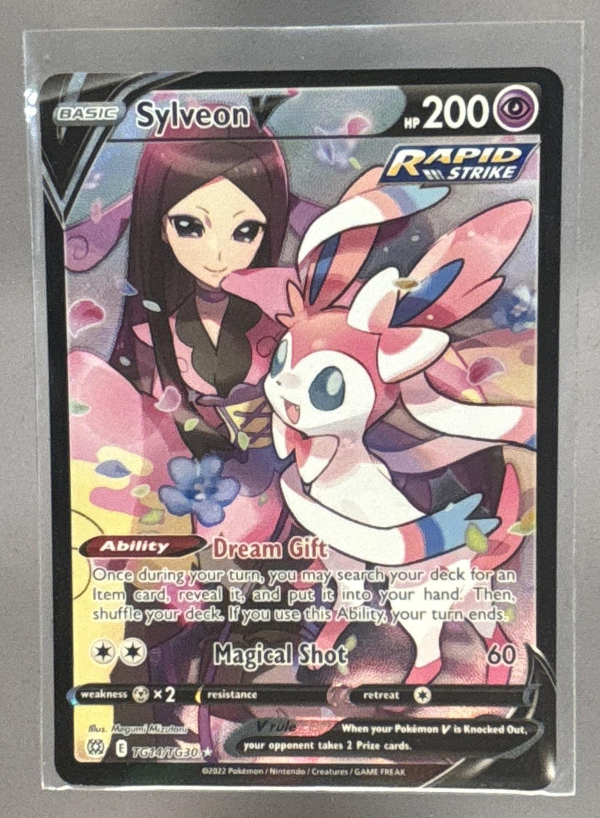 Sylveon V front image