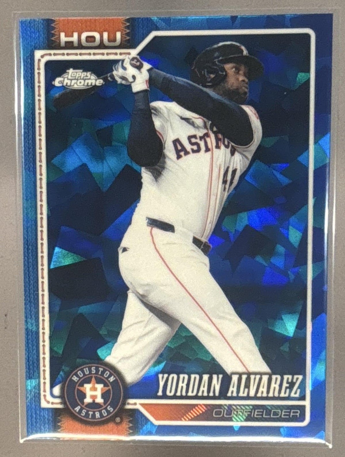 Yordan Alvarez front image