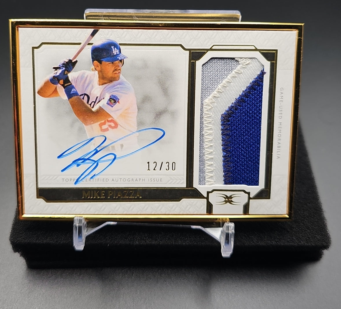 2024 Topps Definitive Collection Mike Piazza #FAPC-MP Framed Auto Patch /30 image 0