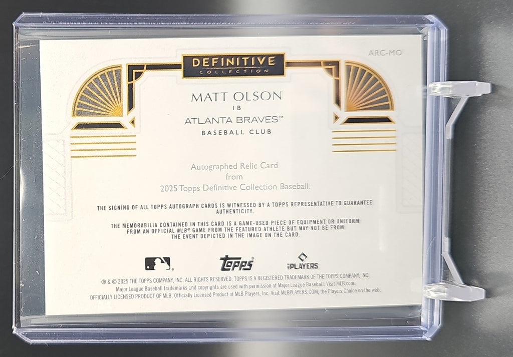 2025 Topps Definitive Collection Matt Olson #ARC-MO Auto Relic 33/50 MEM Braves nan nan image 1